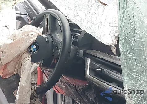 2023 BMW Xm z USA, uszkodzony, nr VIN 5YM23CS03P9S43314